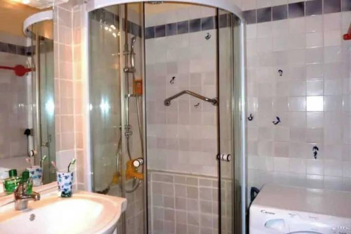 Gîte pour 2 personnes, avec balcon dans Office De Tourisme De Toulon - 4