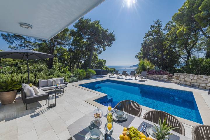 Villa pour 6 personnes, avec piscine ainsi que balcon et jardin à Zaton - 3