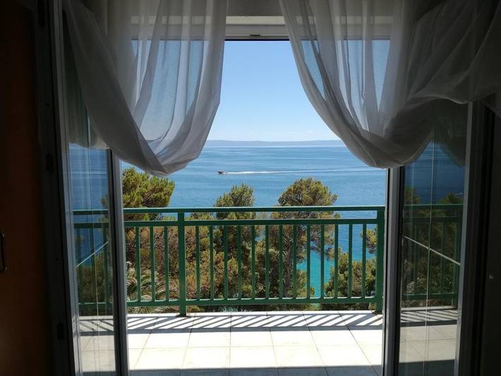Ferienwohnung für 4 Personen, mit Balkon/Terrasse in Baska Voda