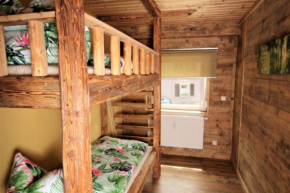 Ganze Wohnung, Traumhafte  Ferienwohnung Vanessa in idyllischer Lage des Zittauer Gebirges in Oybin, Zittauer Gebirge