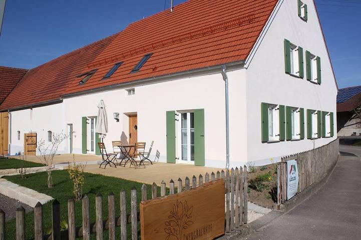 Ganze Wohnung, Gemütliche Ferienwohnung "Benedikt" (40qm) mit Terrasse in Haunsheim, Bayerisch Schwaben