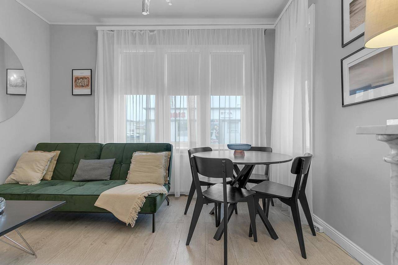 Appartement entier, Castle Inn Apartments - Downtown Keflavík in Reykjanesbær, Péninsule du Sud