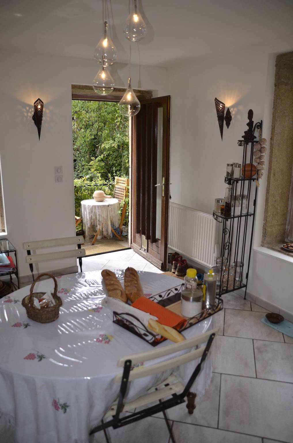 Country House "Maison en Beaujolais, 40 min from Lyon" in Saint-Julien (Rhône), Beaujolais