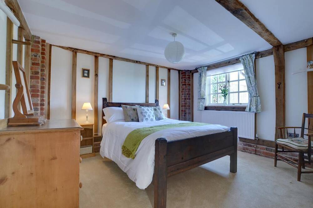 1 Bed in Tenterden (oc-tn621) in Tenterden, Ashford region
