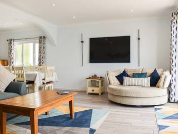 Holiday Rental for 6 People in Looe, Cornwall, Photo 1