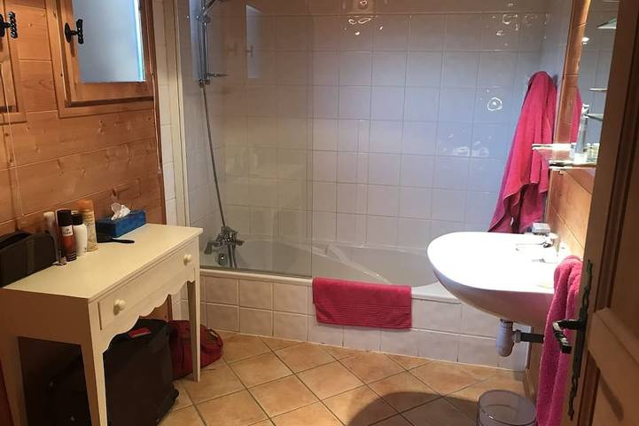 Gîte pour 10 personnes, avec jardin, animaux acceptés à Verchaix - 4