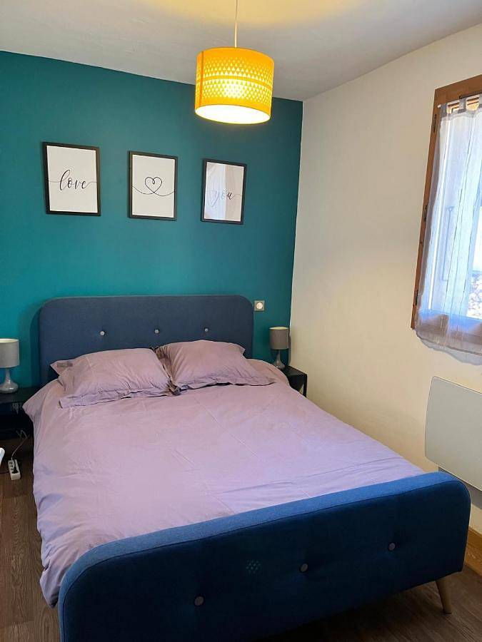 Gîte pour 2 personnes, avec vue et terrasse à La Côte-d'Aime - 2