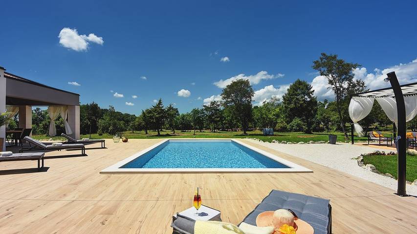 Villa voor 6 personen, with zwembad and tuin as well as terras - 1