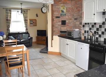 Holiday Home for 4 People in Lough Swilly, Ulster, Photo 3