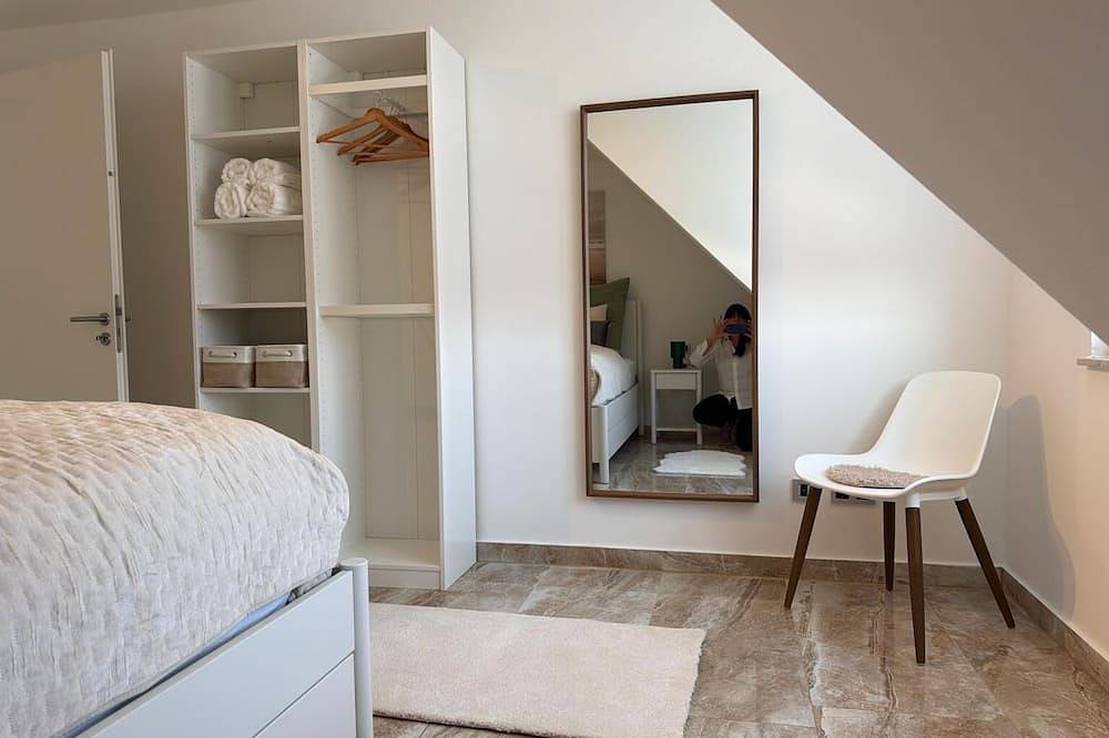 Ganze Wohnung, Esmeralda Penthouse -30m2 Terrasse Panorama Fernblick & Alpenblick in Ebersbach-Musbach, Region Bodensee-Oberschwaben