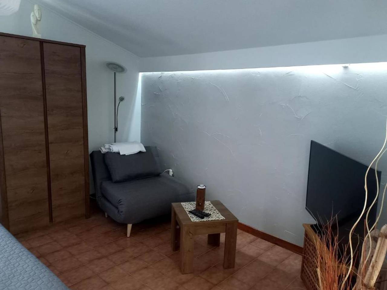 Ganze Wohnung, Pansion Stones Murter - Double Room ( A5 ) in Općina Murter-Kornati, Murter