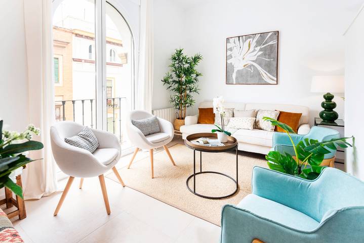 Apartamento para 8 personas, con balcón en Santa Cruz (Sevilla)