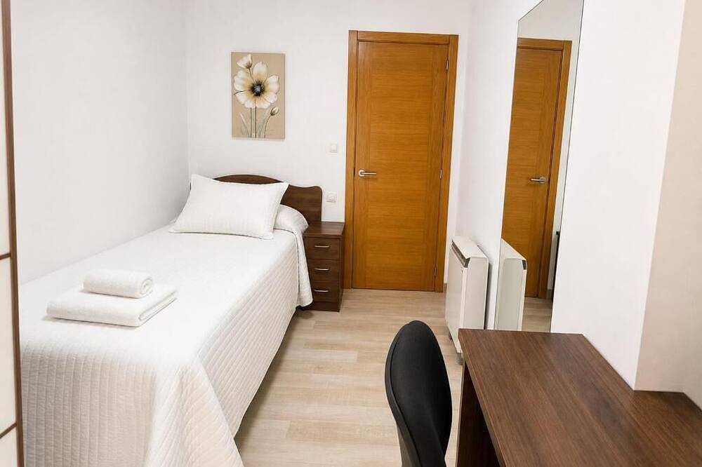 Entire apartment, Earth Apartment in Viveiro, Galician Coast