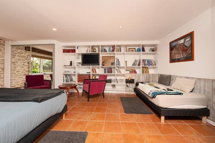 Chambres d’hôtes Voyage avec terrasse partagée, jardin commun et Wi-Fi in Baden (France), Côte des Mégalithes