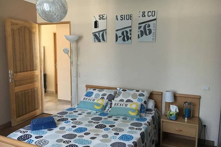 Location de vacances pour 6 personnes, avec jacuzzi ainsi que terrasse et jardin à Langlade - 2