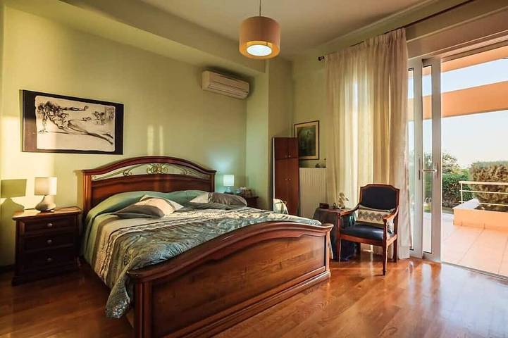 Location de vacances pour 4 personnes, avec Balcon et Jardin à Calamata - 2