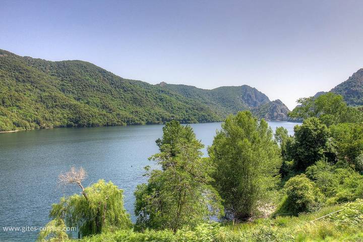 Bassatonu - Côté lac in Tolla, Région d'Ajaccio