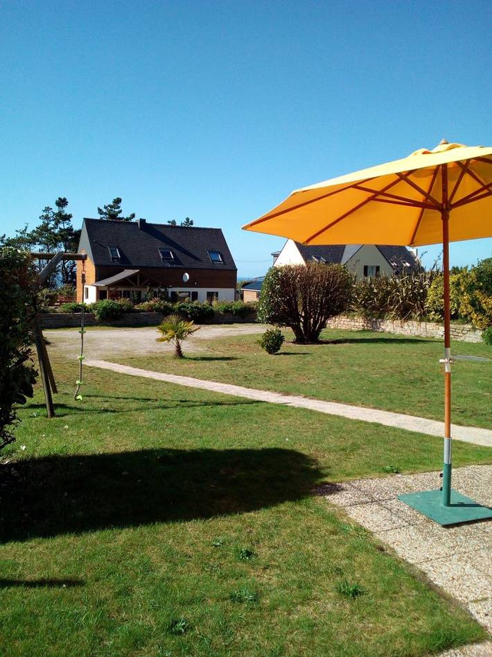 Gîte pour 6 personnes, avec terrasse et jardin dans le Finistère - 4