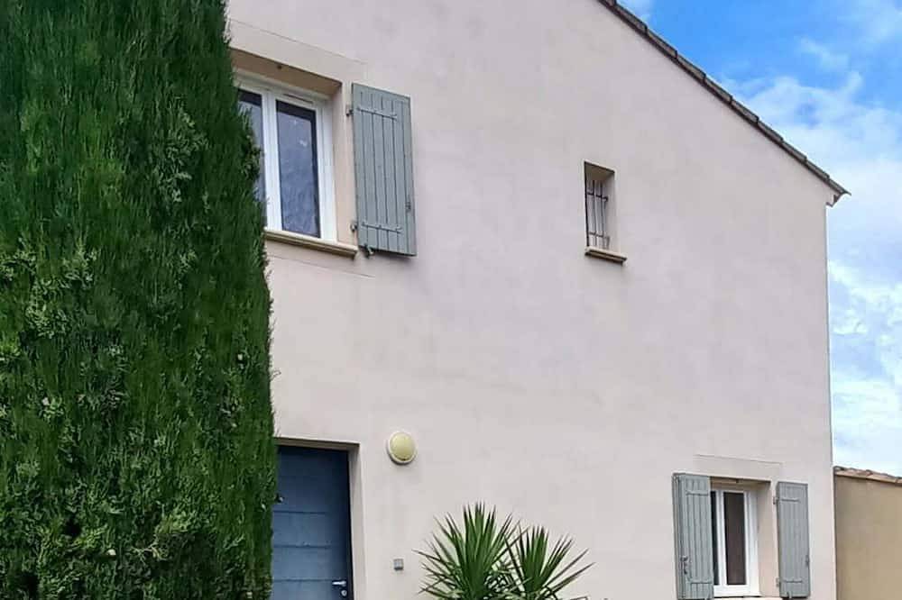 Maison avec terrasse & jardin in Pierrevert, Parc naturel régional du Luberon
