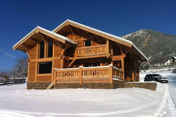 Chalet pour 10 personnes, avec jardin et balcon à Valdeblore