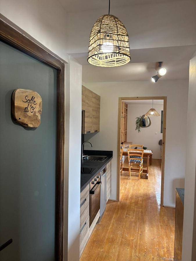 Location de vacances pour 7 personnes, avec jardin ainsi que vue et terrasse à Égat - 4