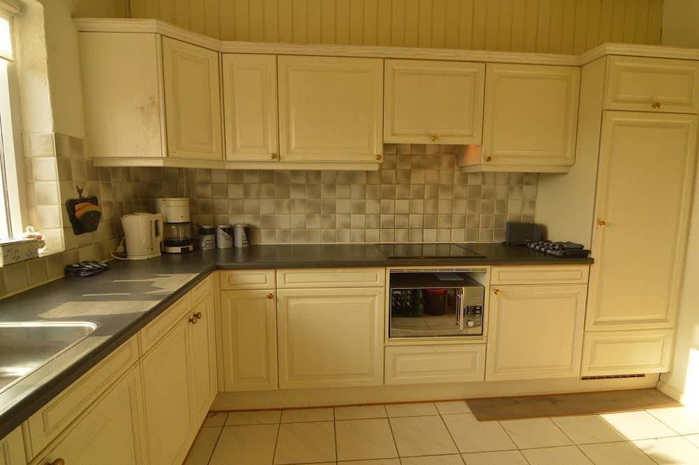 Bauernhaus in Dalfsen nahe Waldwegen in Dalfsen, Regio Zwolle