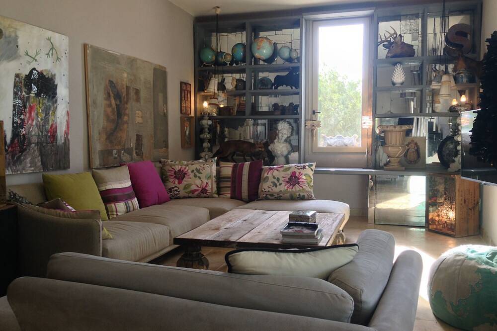 Die Agace Cottage 2 Personen mit Pool in Forcalquier, Regionaler Naturpark Luberon