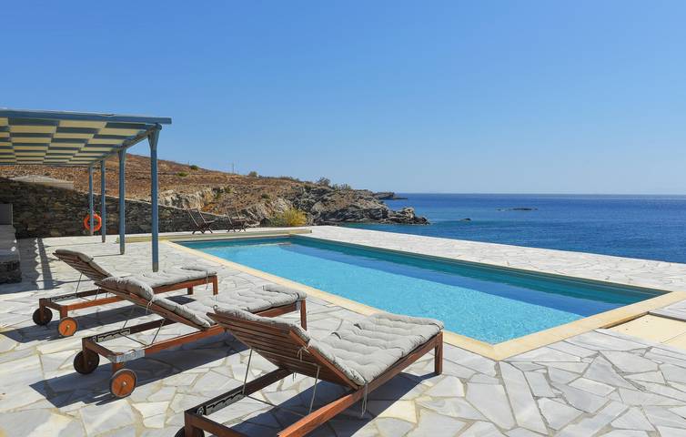 Location de vacances pour 12 personnes, avec jardin et piscine dans Cyclades - 4