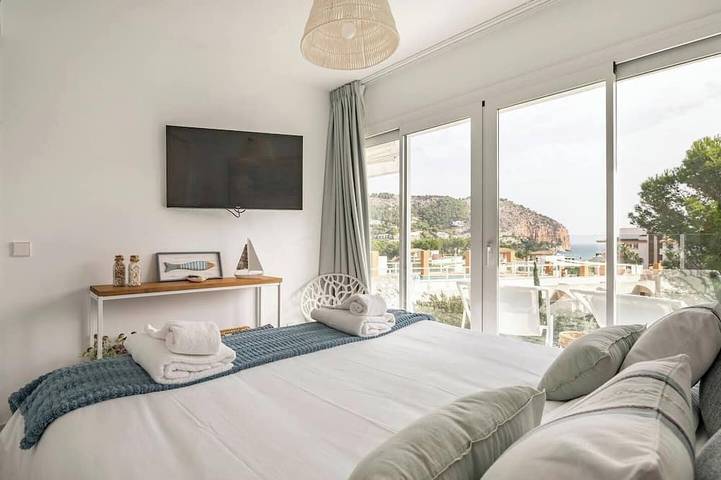 Entire apartment, Apartment 4B Formentor sea view & pool in Cañamel in Canyamel, Capdepera