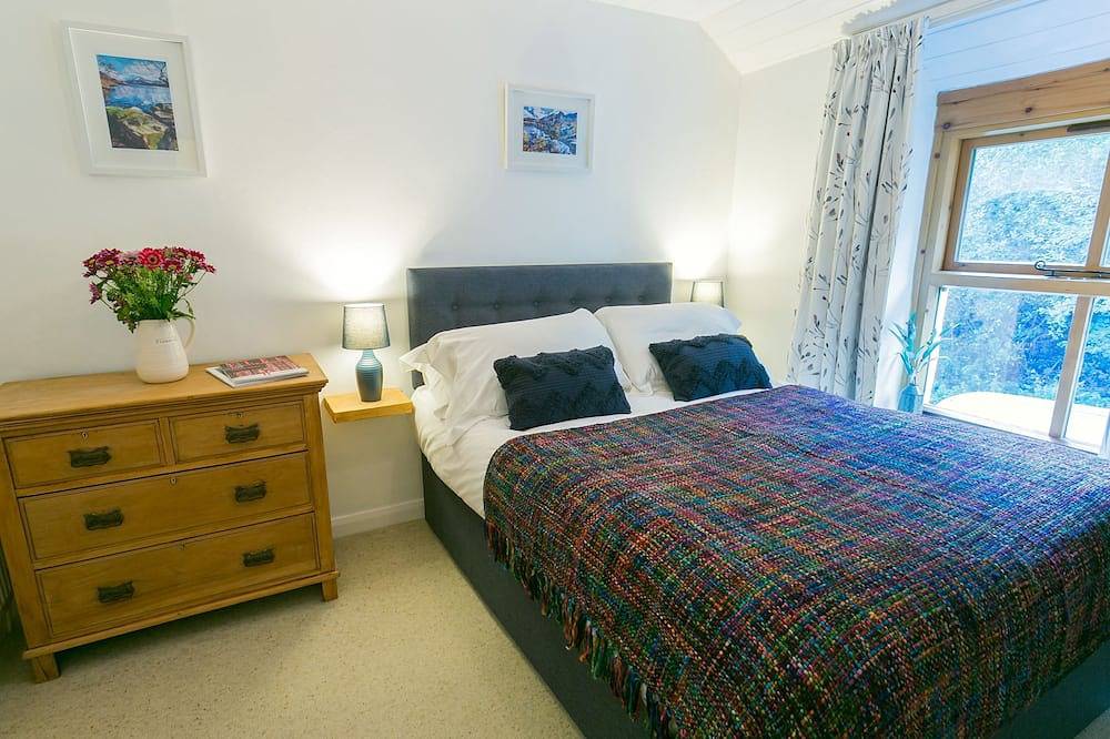 Cuddfan -  a snowdonia that sleeps 4 guests  in 2 bedrooms in Llanberis, Llyn Padarn