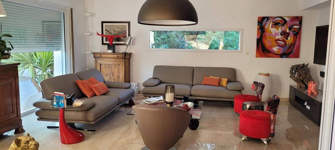 Chambre d’hôte pour 2 personnes, avec vue et terrasse ainsi que piscine et jardin à Salon-de-Provence - 4