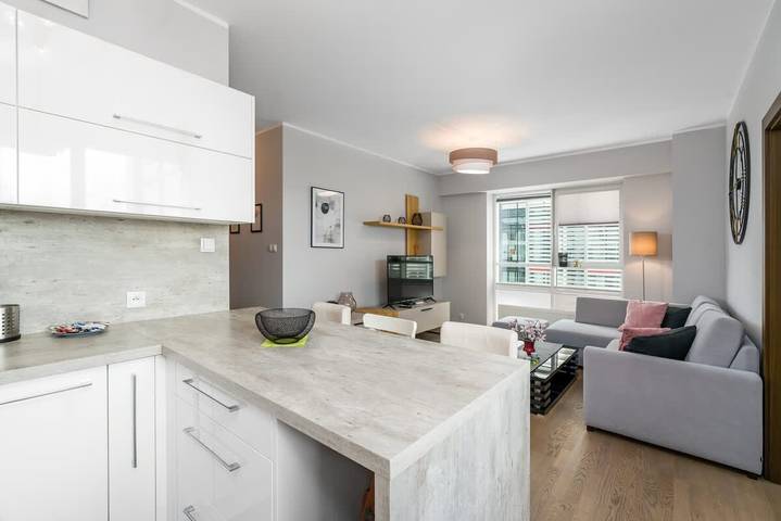 Gîte pour 6 personnes, avec balcon/terrasse, adapté aux familles à Poznań - 2