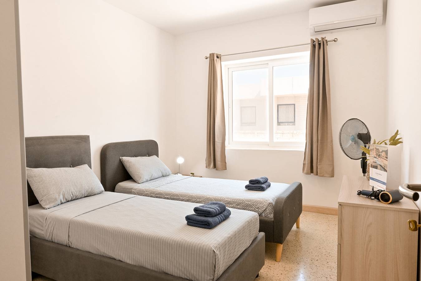 Appartement entier, Sea blue horizon Qawra bay 3 in Qawra, St. Paul's Bay