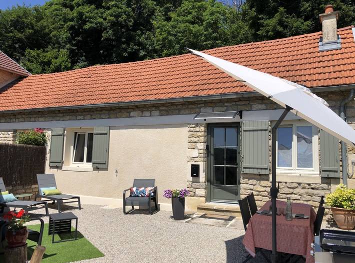 Location de vacances pour 2 personnes, avec jacuzzi ainsi que jardin et terrasse dans Haute-Marne - 3
