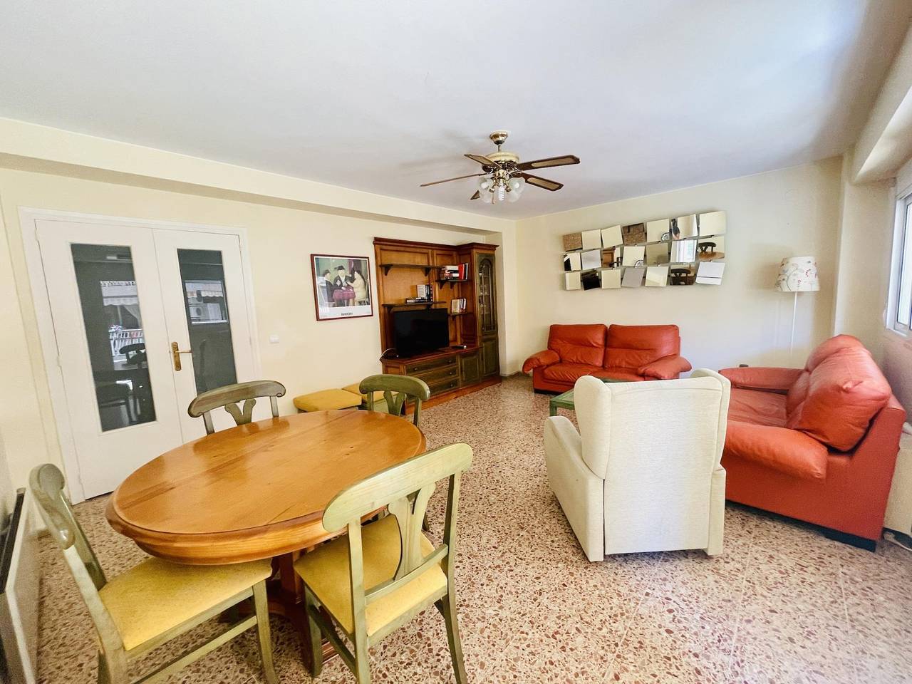 Apartamento vacacional entero, 136-Cibeles. Amplio apartamento a tan solo 300m de la playa in Salou, Costa Dorada