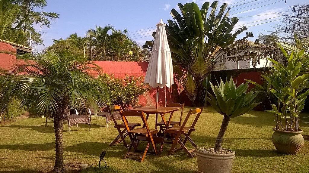 Schönes balinesisches Haus verzierte Steinbock-Eigentumswohnung in Caraguatatuba, Região Metropolitana do Vale do Paraíba e Litoral Norte