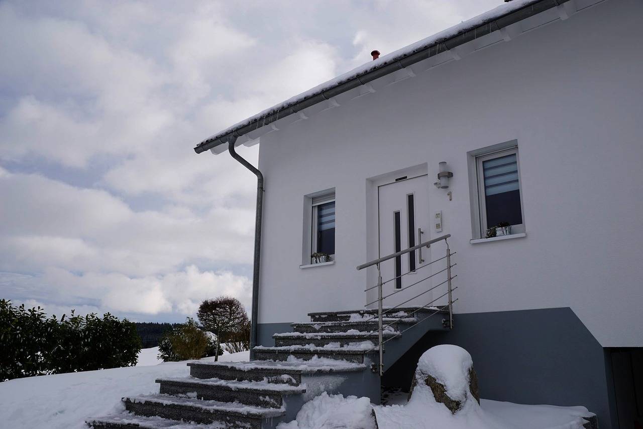 Ferienhaus Heck - Ferienhaus, 127qm, 3 Schlafzimmer, Balkon und Terrasse, max. 6 Personen in Obernheim, Neckar-Alb