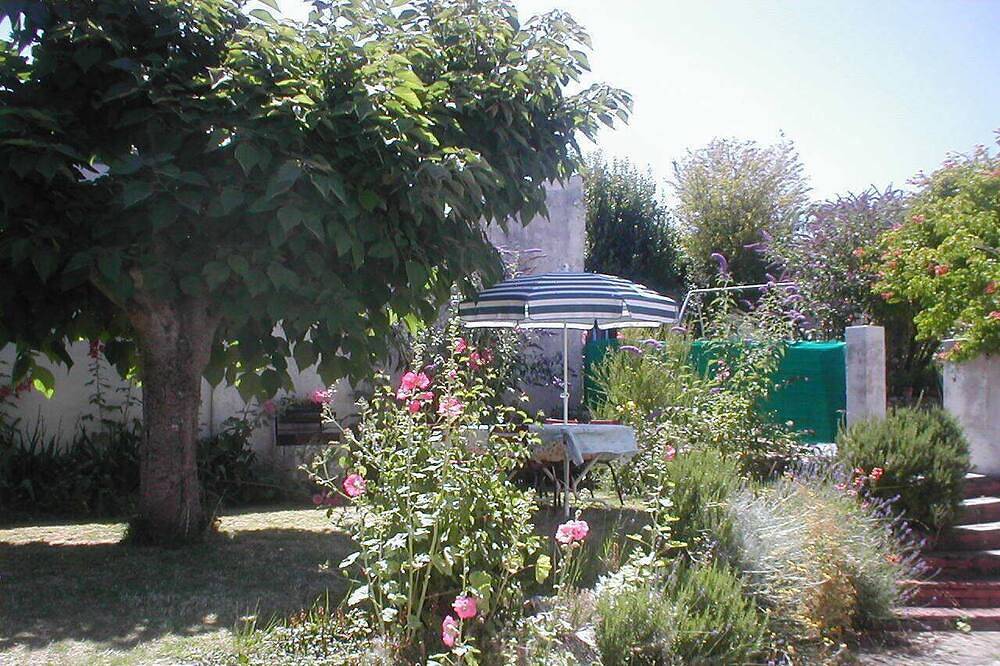 Joli maison au bord de la mer. A pied les plages, commerce et centre ville. Wifi in Meschers-sur-Gironde, Région de Rochefort