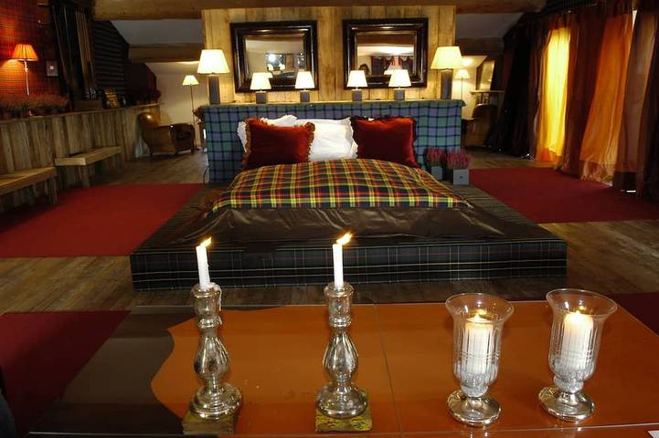 Gîte pour 26 personnes, avec jardin à Saint-Hilaire-de-Brethmas - 4