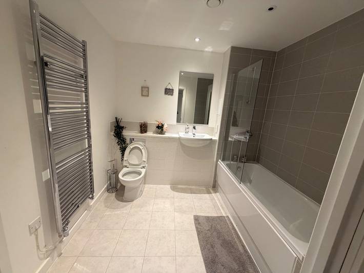 Entire holiday apartment, Cosy London Apartment near River Thames in Greenwich, London