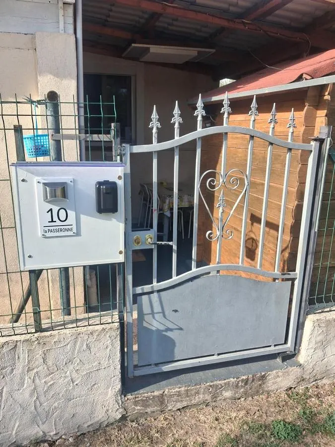 Apartamento de vacaciones para 4 personas, con piscina además de terraza y jardín - 1