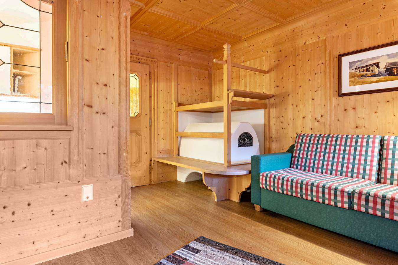 Ganze Wohnung, Ferienwohnung "Cesa Valeria App Monika" mit Bergblick, Gemeinschaftsgarten und Wlan in St. Ulrich in Gröden, Dolomiti Superski