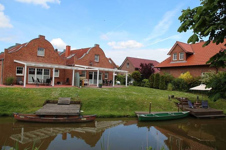 Luxus-Ferienhaus für 7 Personen, mit Terrasse und Sauna sowie Garten