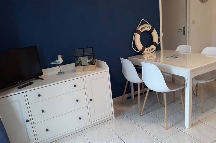 Ganze Wohnung, Appartement à 50 m de la mer in Ouistreham, Caen und Umgebung