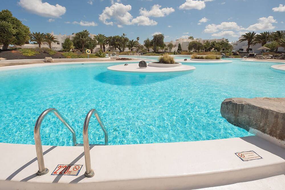 Entire apartment, Lanzahost \"Casa del Sol 1\" in Playa Bastián, Teguise