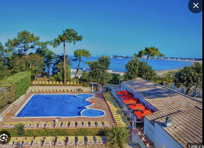 Gîte pour 6 personnes, avec bassin pour enfant et jardin ainsi que jacuzzi et piscine dans Plage Naturiste Saint-Georges de Didonne - 2
