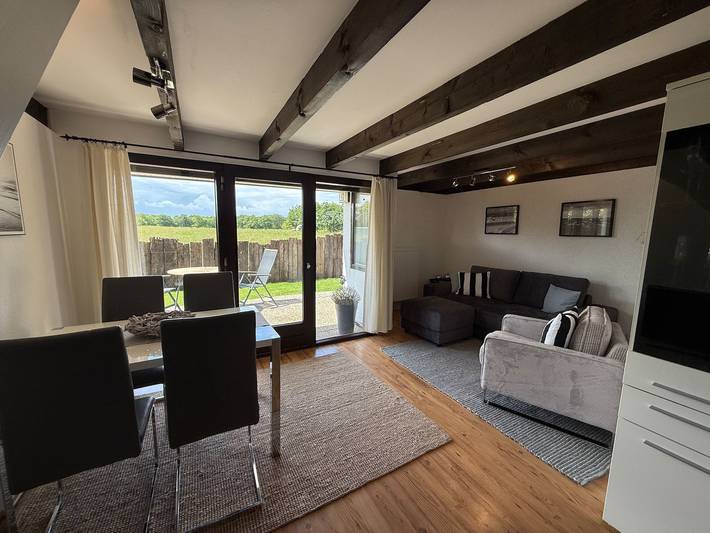 Ferienhaus für 4 Personen, mit Terrasse und Garten in Duhnen - 2