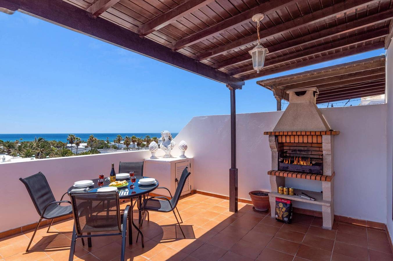 Villa Delfin Sol by Villa Plus in Puerto del Carmen, Tías