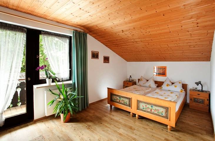 Ganze Ferienwohnung, Ferienwohnung Daiber - Ferienwohnung 1 für 1-2 Personen (56 qm, Og) in Bernau am Chiemsee, Chiemsee