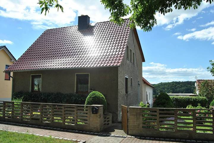 Ferienwohnung für 4 Personen, mit Terrasse und Garten in Laucha an der Unstrut